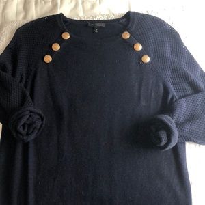 Limited sweater. Size Medium